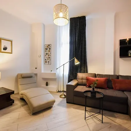 Discover Comfort: Charming & Spacious In The Old Town Appartement