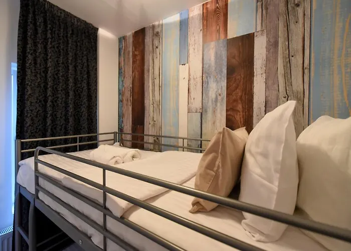 Apartman Discover Comfort: Charming & Spacious In The Old Town