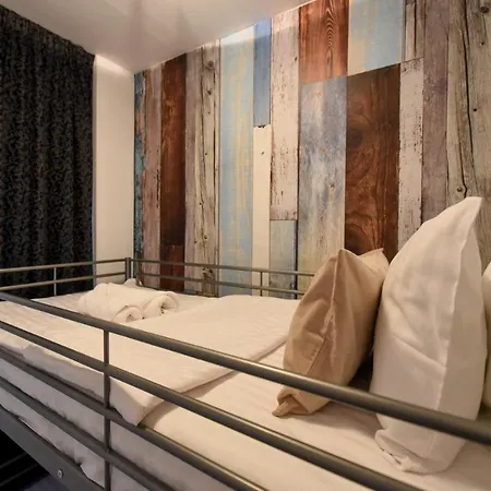 公寓 Discover Comfort: Charming & Spacious In The Old Town